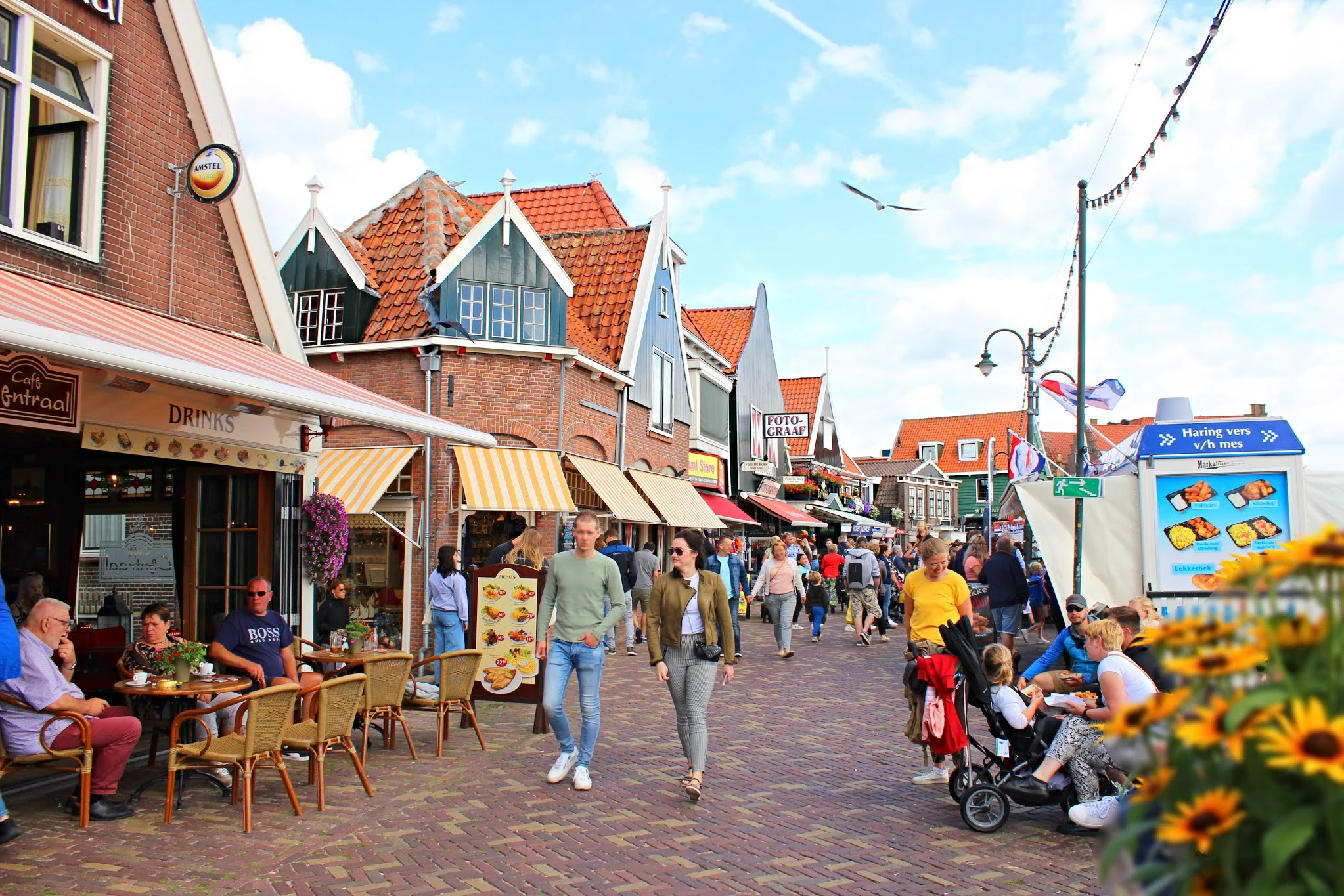 Volendam: Half-Day Trip from Amsterdam + Cheese Farm & Clog Factory Visit