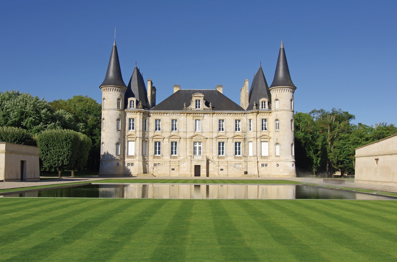Médoc: Full-Day Wine Tour from Bordeaux - Accommodations in Bordeaux