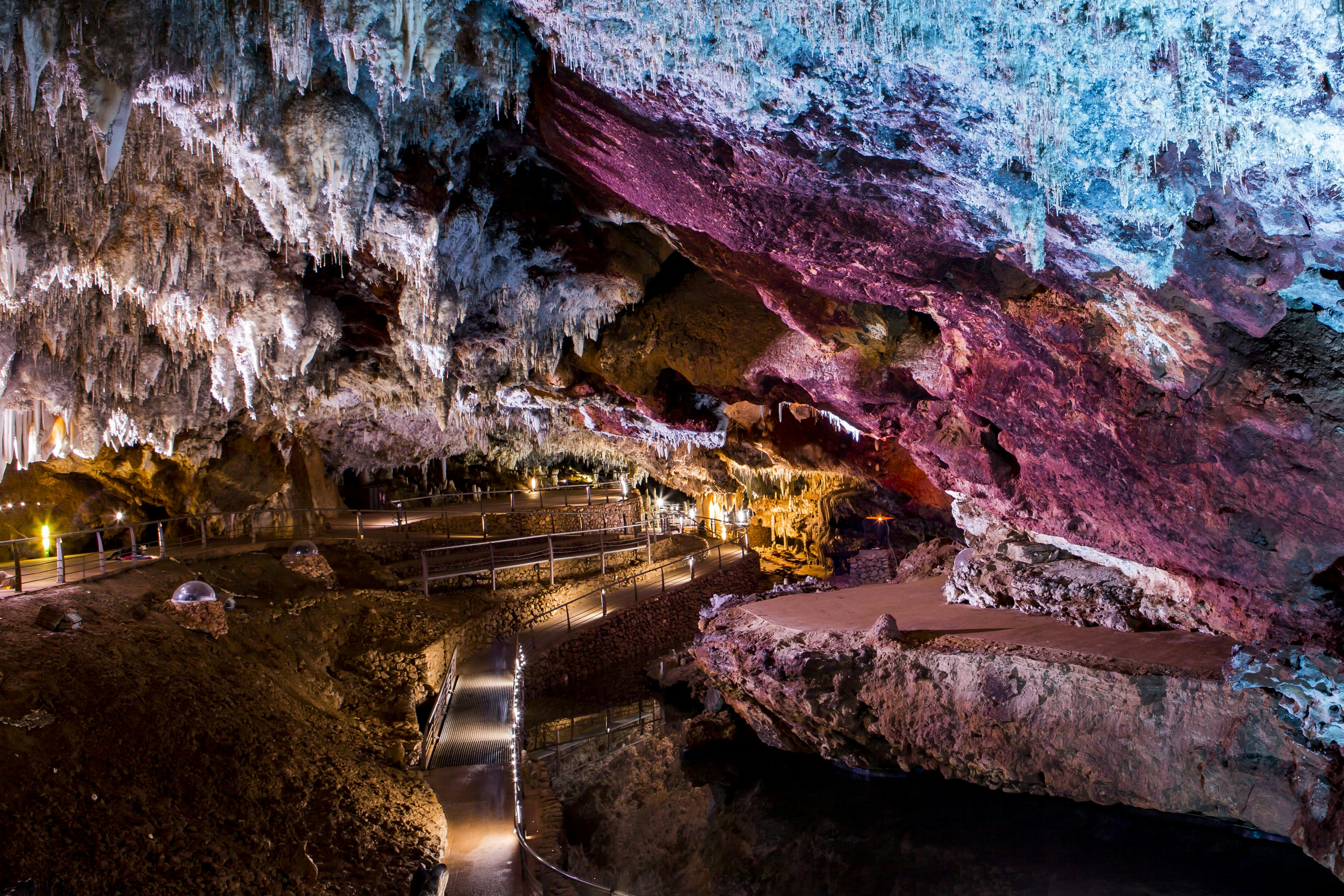 Caverna El Soplao: Bilhete de entrada + Gaudí's El Capricho: visita guiada