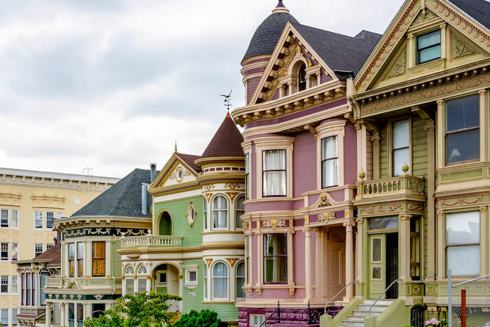 ビクトリア朝の邸宅を利用できるペインテッド レディ ビクトリア朝の邸宅を利用できるペインテッド レディ