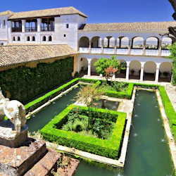 Alhambra & Nasrid Palaces: Skip The Line Ticket + Private Guided Tour
