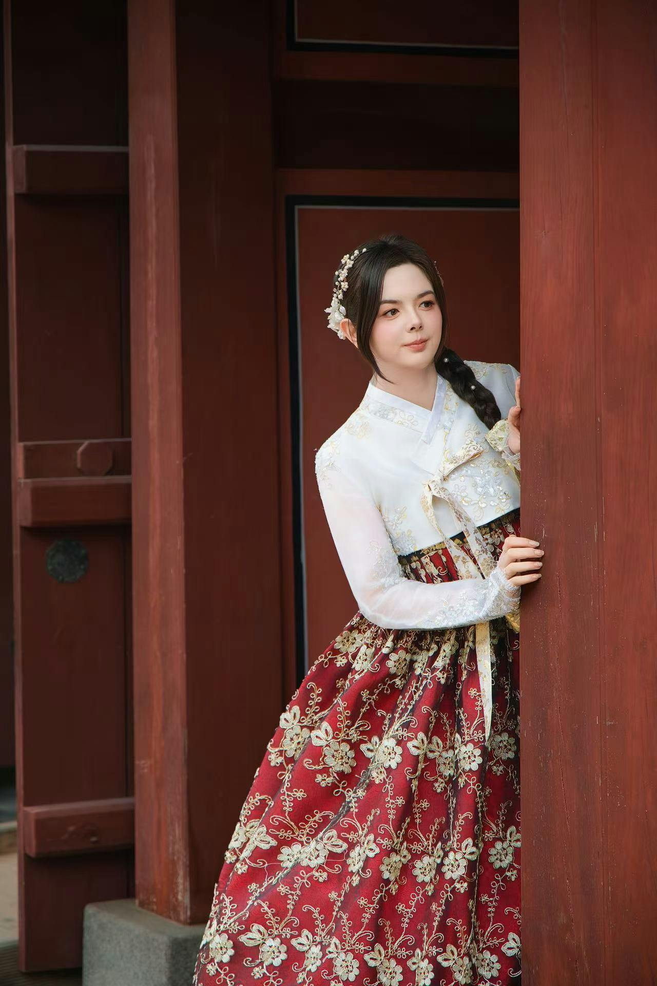 Gyeongbokgung Palace, Bukchon Hanok Village & Changdeokgung Palace: Premium Hanbok Set + Korean Hairstyle - Photo 20