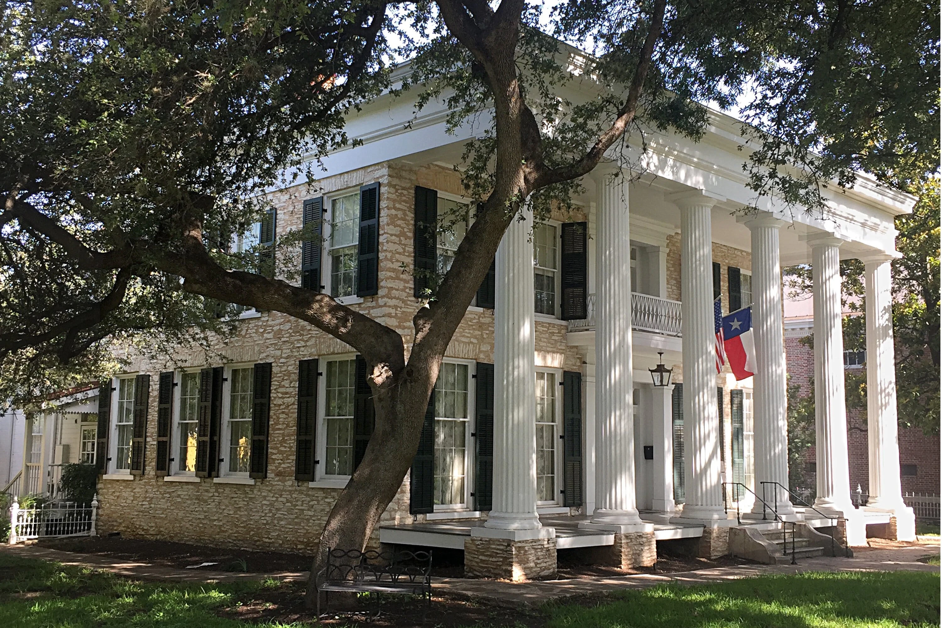 Neill-Cochran House Museum: Entry Ticket