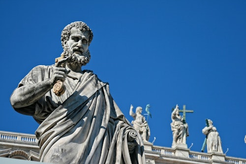 サン・ピエトロ大聖堂とクーポラ：ガイド付きツアー （即日発券）