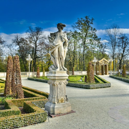 スキップザライン ウィラノフ宮殿と庭園 プライベートガイドツアー(即日発券)