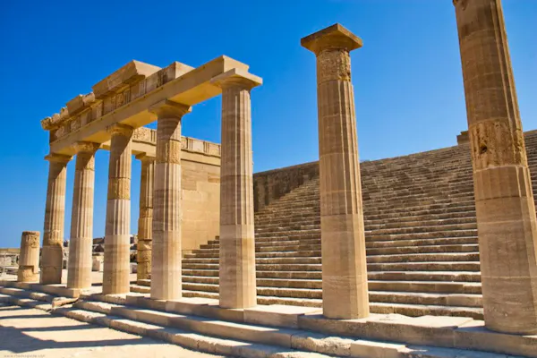 Acropole de Lindos : Billet d'entrée + Guide numérique du patrimoine hellénique