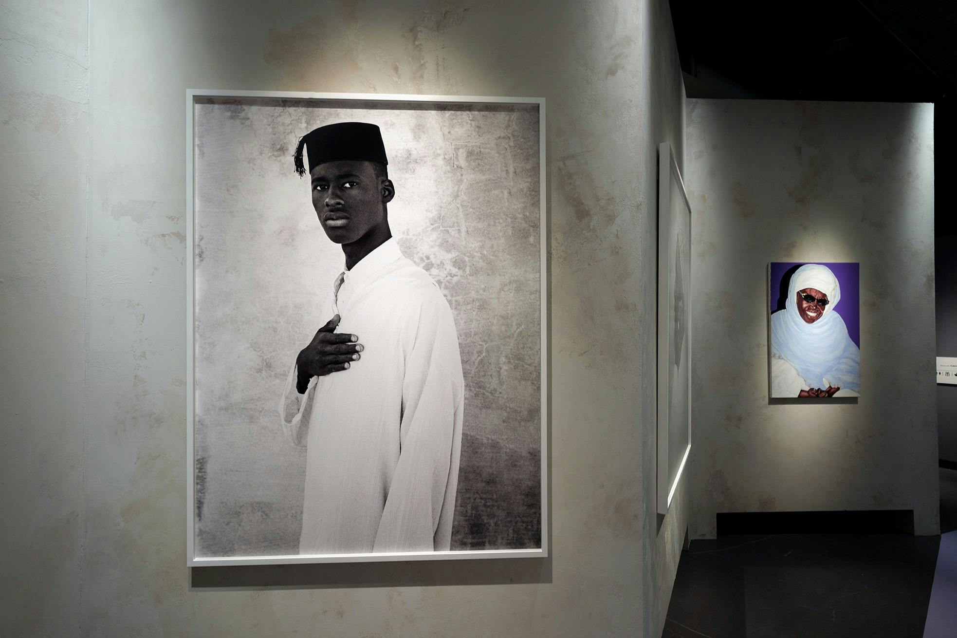 在明亮的光线下