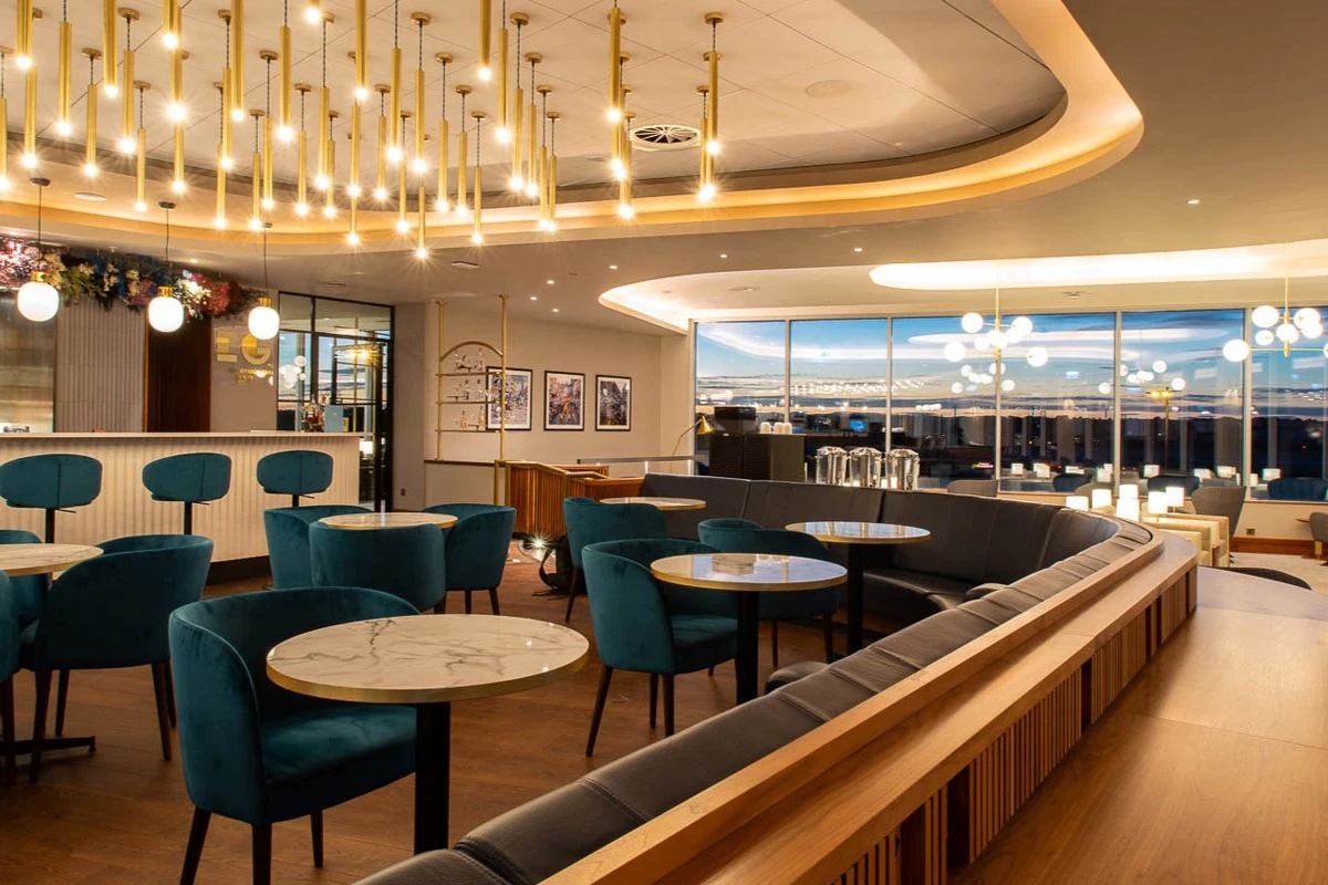 Edinburgh Airport: Turkish Airlines Lounge by Plaza Premium Group