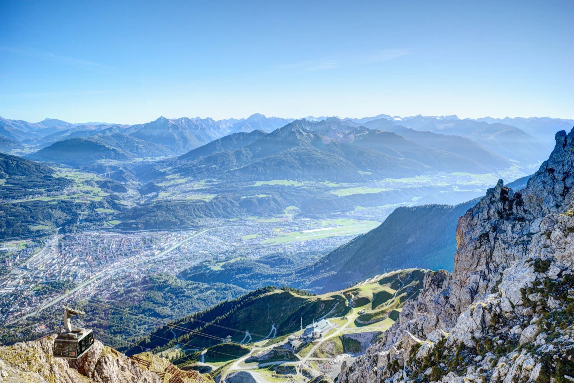Fahrt zum Top of Innsbruck