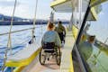 для посетителей на инвалидных колясках