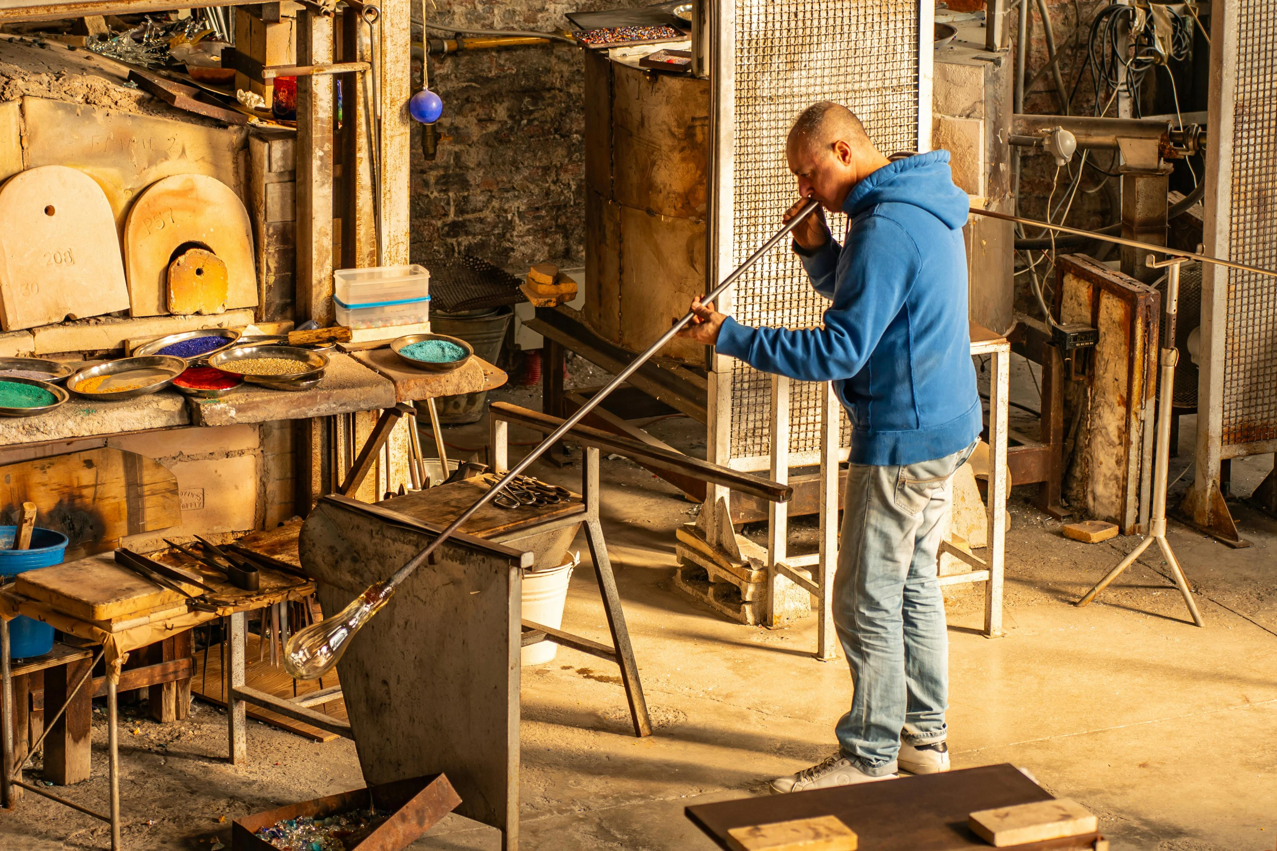 Murano: Glass Blowing Demo + Transfer