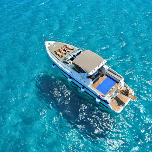 Favignana & Levanzo: RIB Boat Tour from Trapani + Lunch & Aperitif