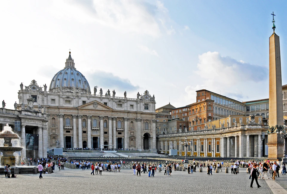 BASILICA OF ST. PETER - FACADE