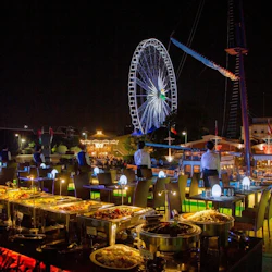 Bangkok: Royal Princess Cruise at Asiatique The Riverfront Pier 5