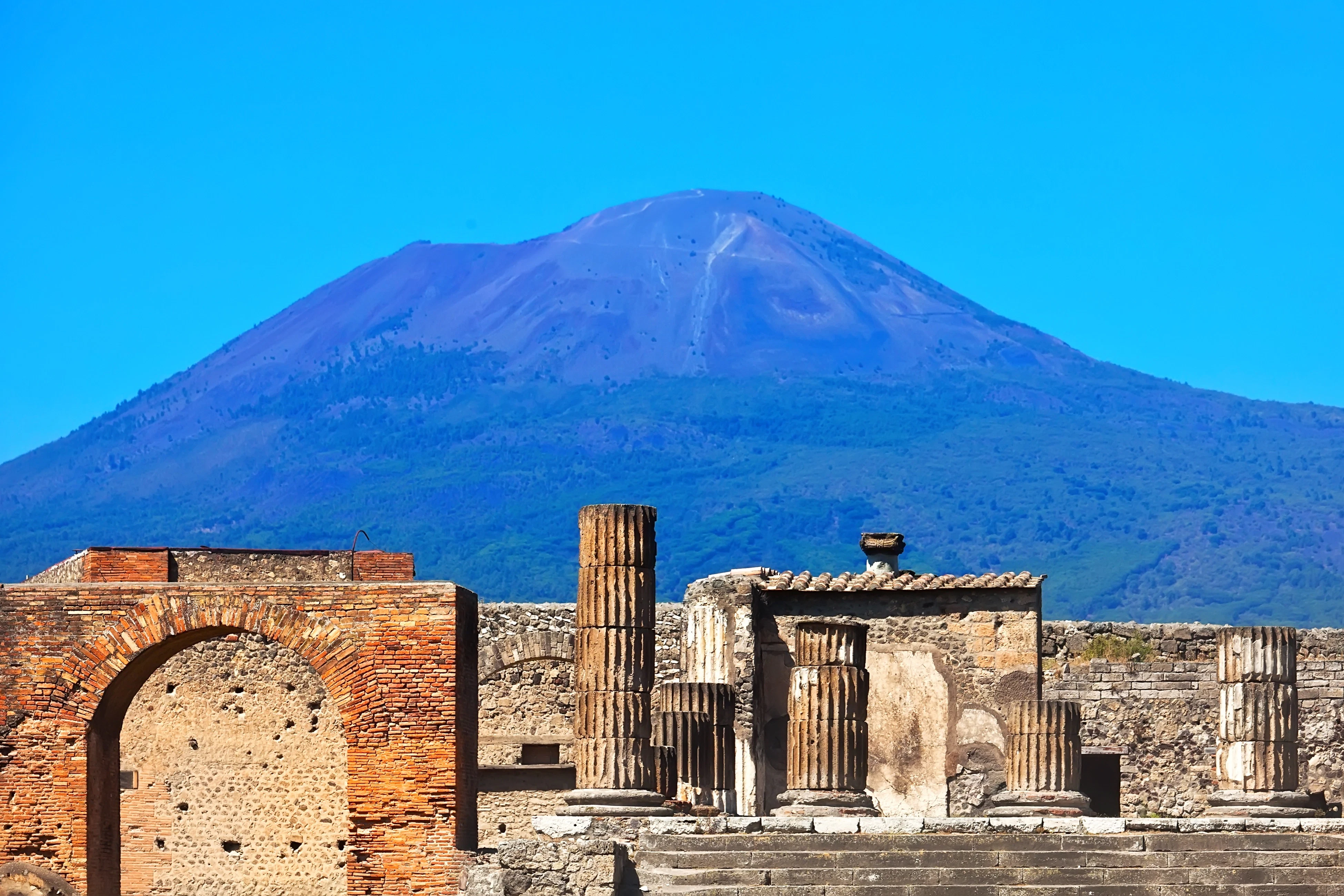 Pompeii & Sorrento: Day Trip from Rome + Lunch + Limoncello Tasting