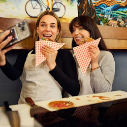 Amsterdam: Traditional Dutch Stroopwafel Making Workshop