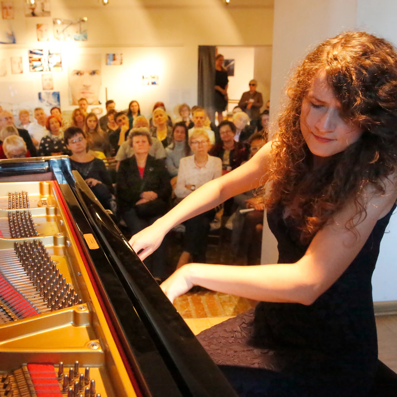 Pleyel Salon Warsaw: Chopin Concert in Warsaw β Tiqets