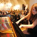 Joanna Różewska speelt Chopin