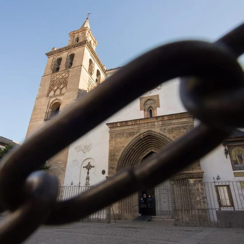 Seville: Guided City Tour - Photo 2