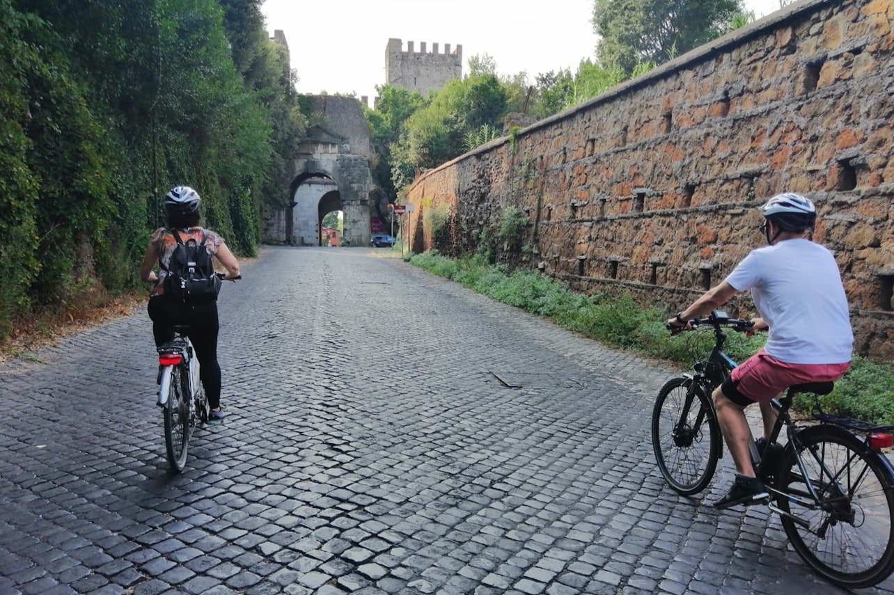 Roma: Tour dell'Appia Antica in E-Bike - Alloggi in Roma