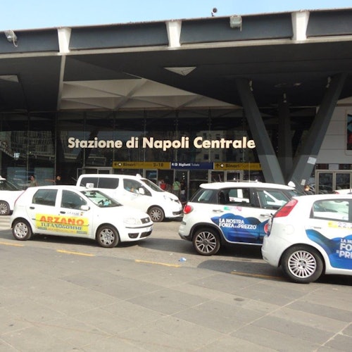 Nápoles: Traslado en tren desde/hasta Nápoles Porta Nolana y Herculano