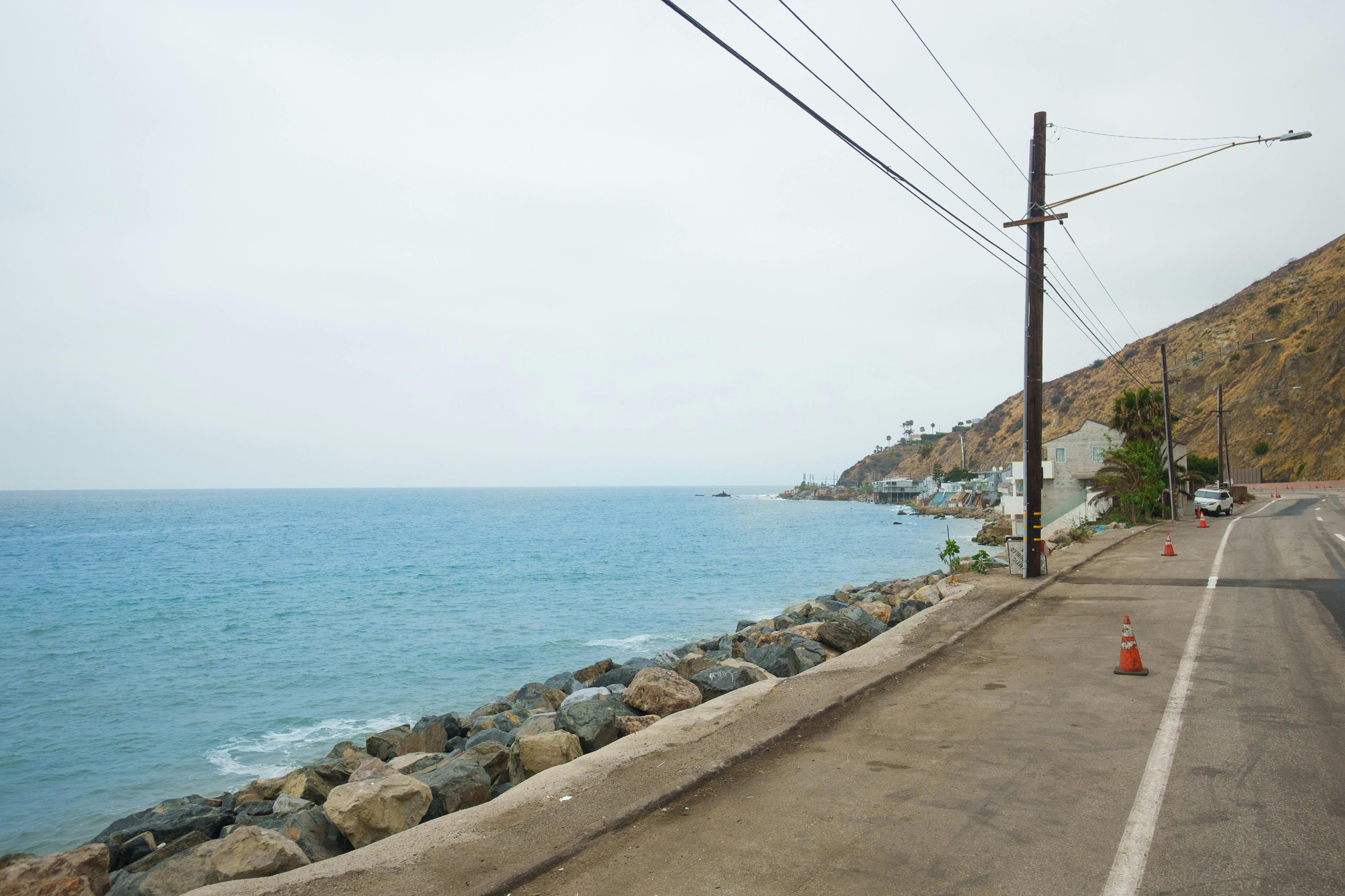 Malibu: Guided Open Air Bus Tour from Santa Monica - Photo 3