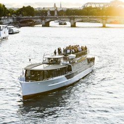 Aperitif Cruise on the Seine