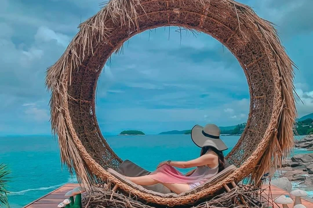 Phuket Rock Beach Swing
