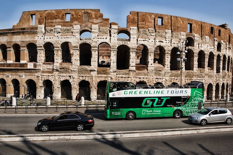 Billet Rome : Transfert Civitavecchia + visite en bus Hop-on Hop-off Combi - 0