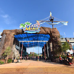 SplashMania WaterPark: Entry Ticket