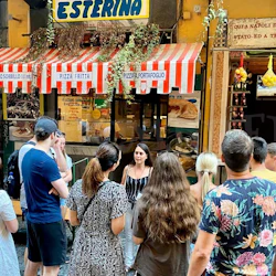 Naples: Guided Street Food Tour in destination