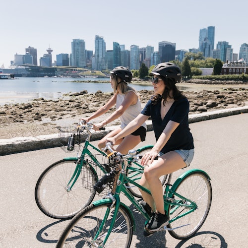 Vancouver: 1 or 2 Hours City Bike Rental
