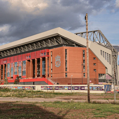 Anfield Stadium: Liverpool FC Football Match - Photo 2