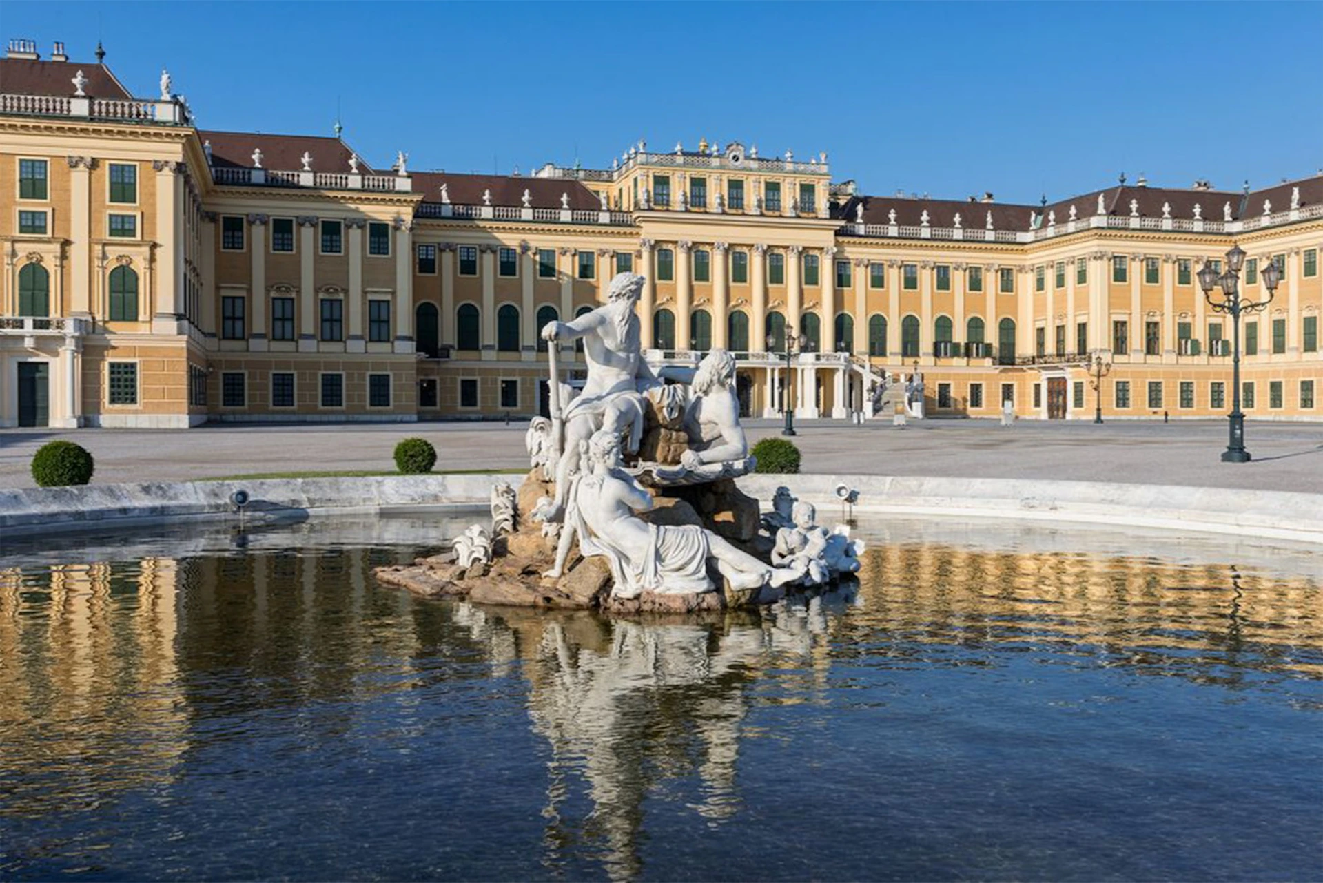Guided tour of Schonbrunn Palace & garden