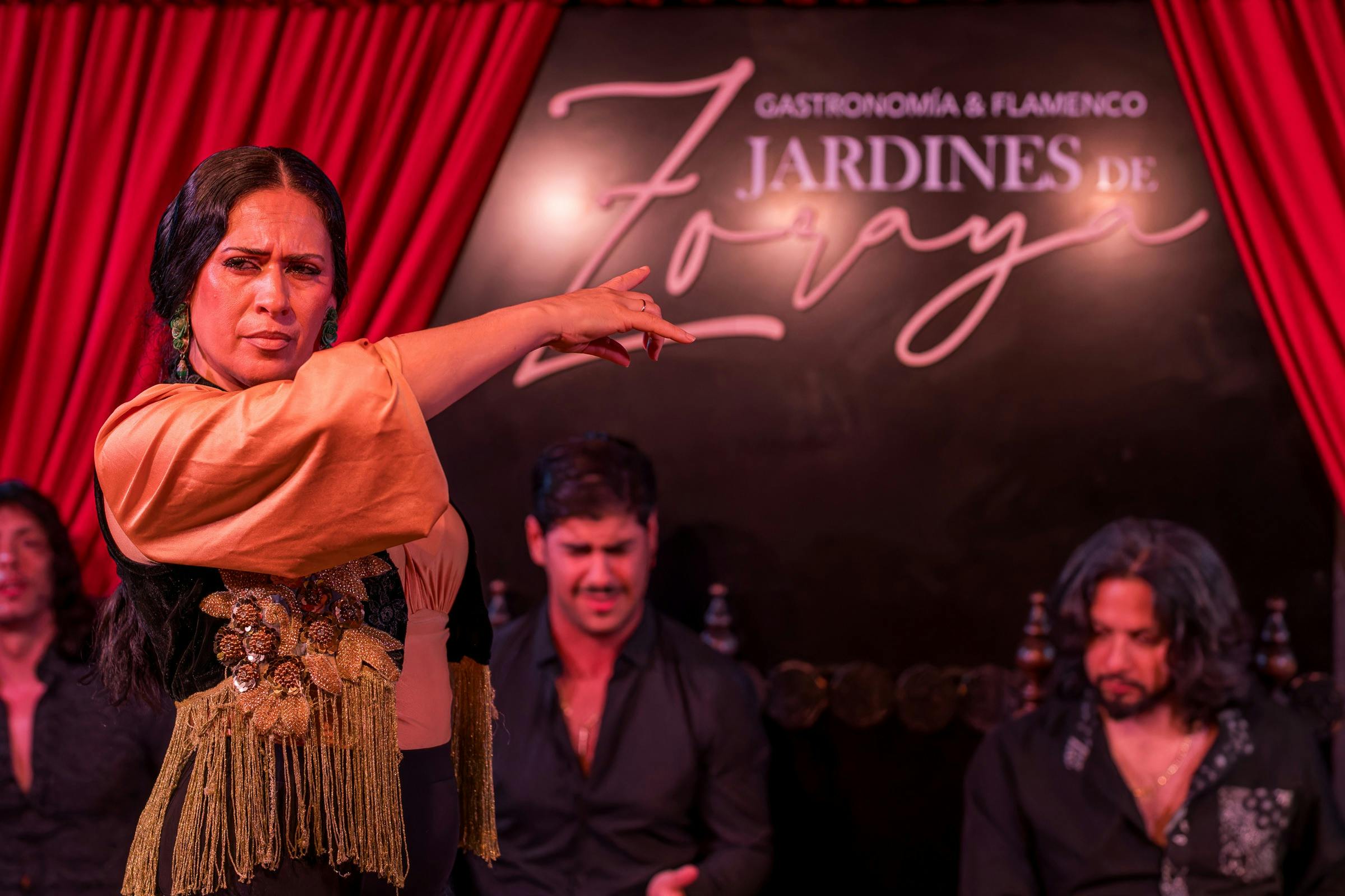 Esther Marín, art and elegance