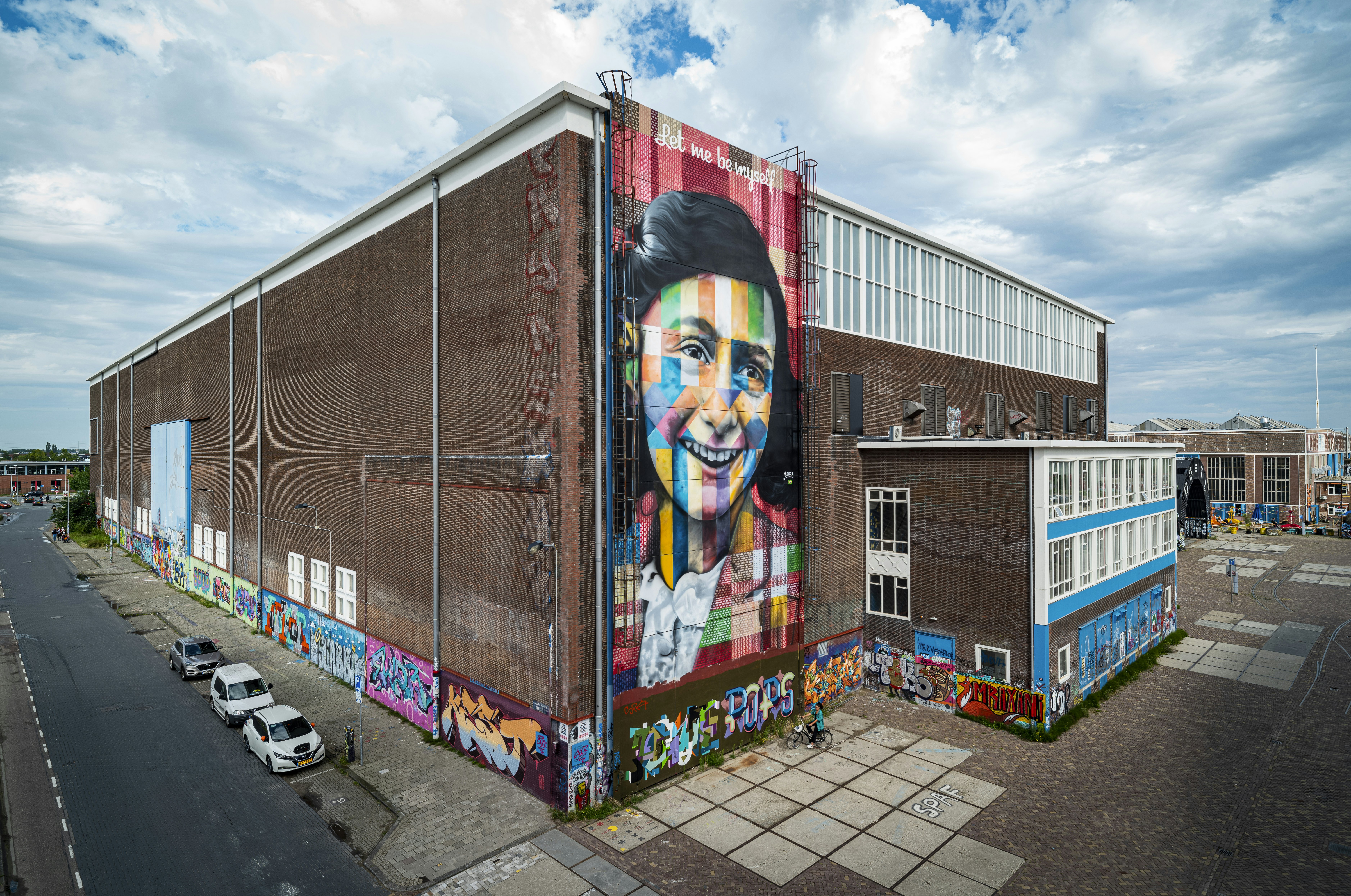 Museu STRAAT: bilhete de entrada + tour guiado