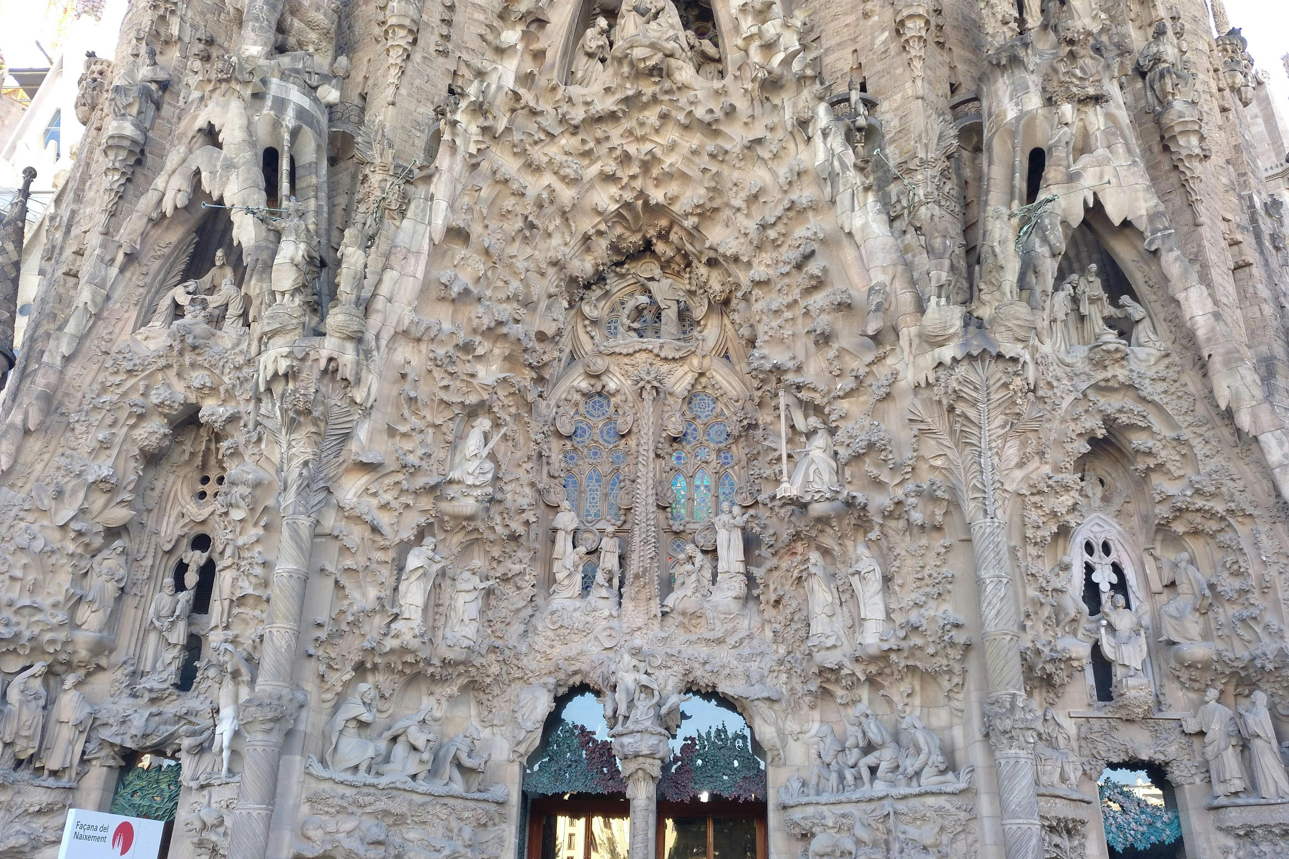 Facade Sagrada Familia