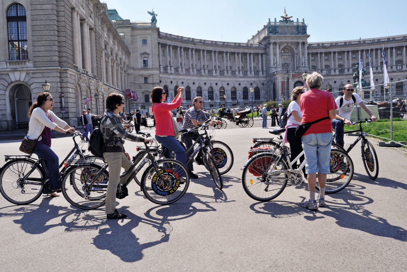 히어로즈스퀘어에서 자전거 타기