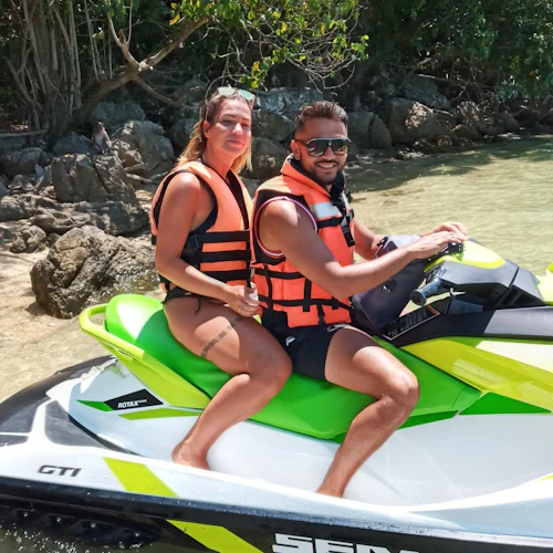 Phuket: Passeio de Jet Ski guiado por 5 ou 8 ilhas + almoço + traslado - Photo 17