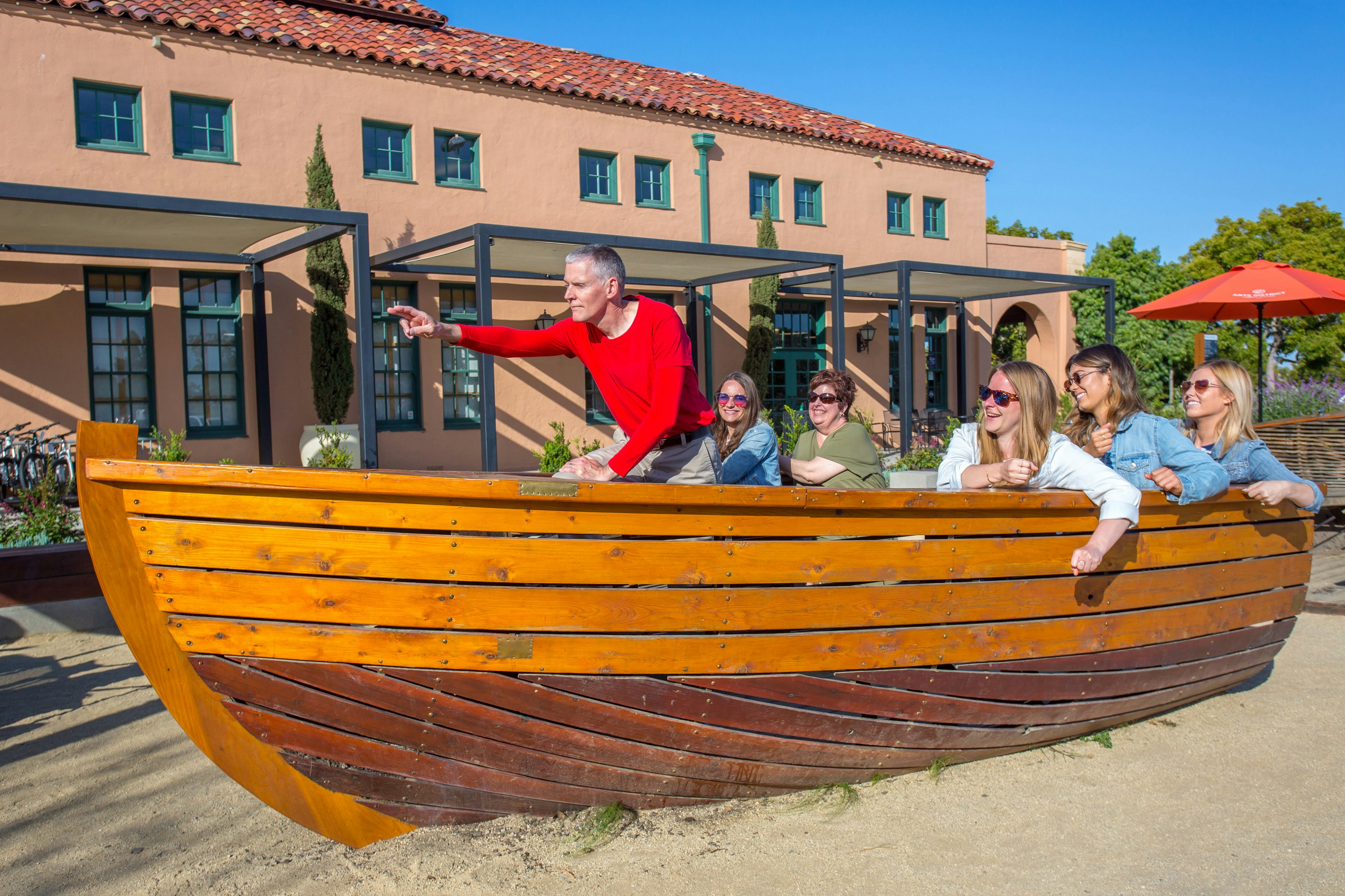 San Diego Liberty Station: Guided Walking Tour Tiqets