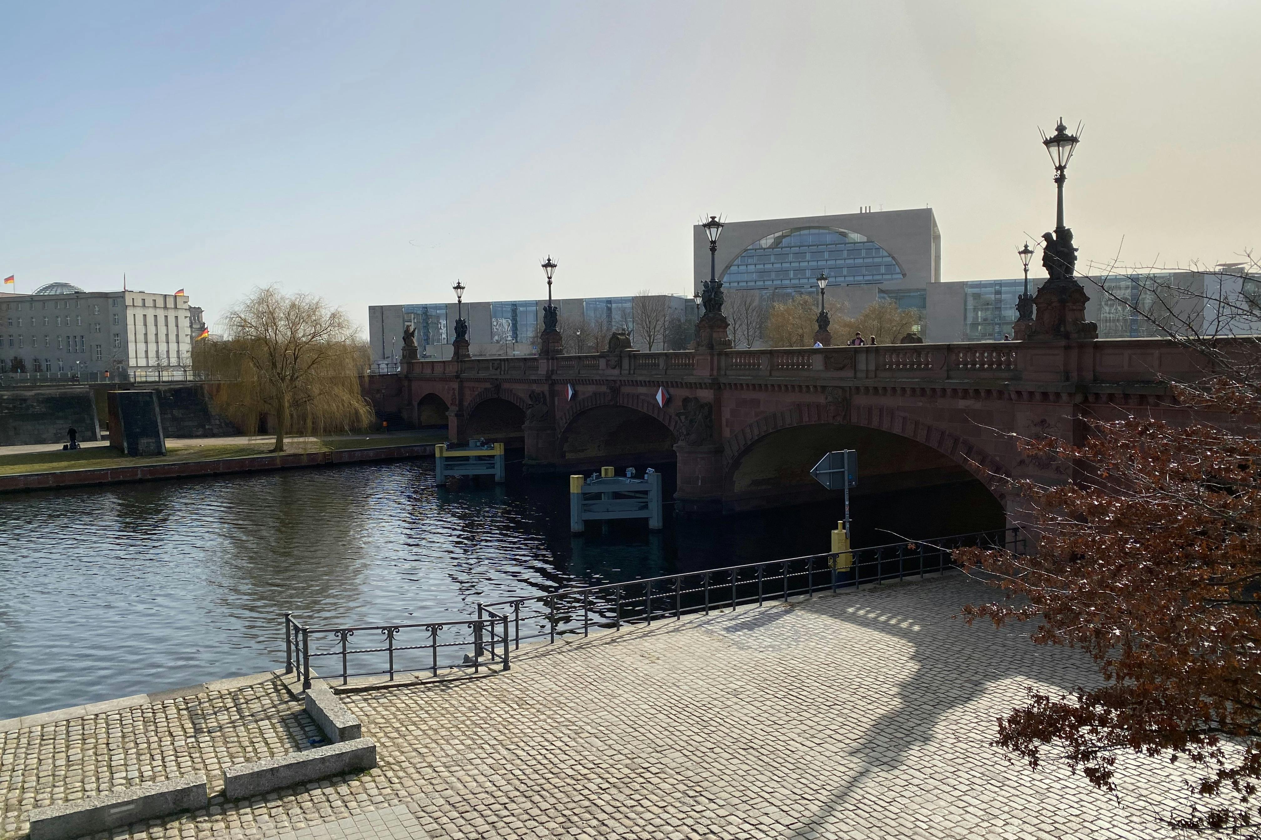 莫尔特克桥。这里发生了令人难以置信的激烈战斗。