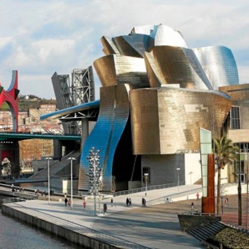 Guggenheim Museum Bilbao: Skip The Line Ticket + Guided Tour