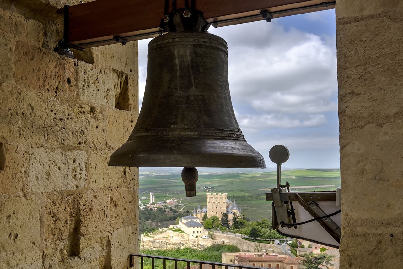 Cathedral of Segovia: Bell Tower Guided Visit - Accommodations in Segovia
