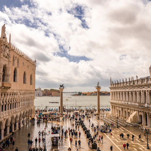 St. Mark’s Basilica Hosted Entry Ticket + Terrace Access - Photo 3