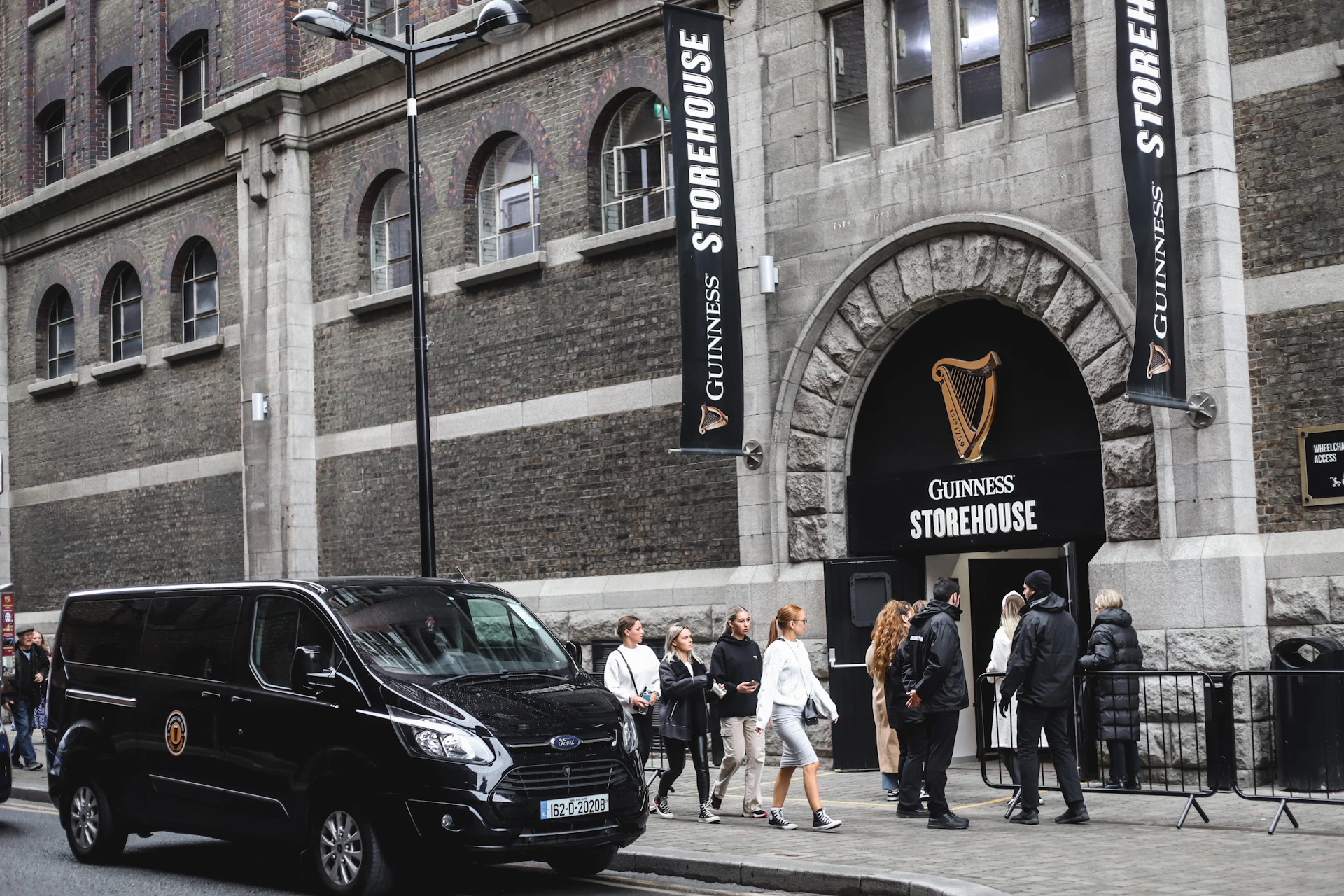The Perfect Pint Tour Vehicle Outside The Guinness Storehouse
