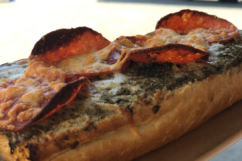 Zapiekanka - the Polish pizza