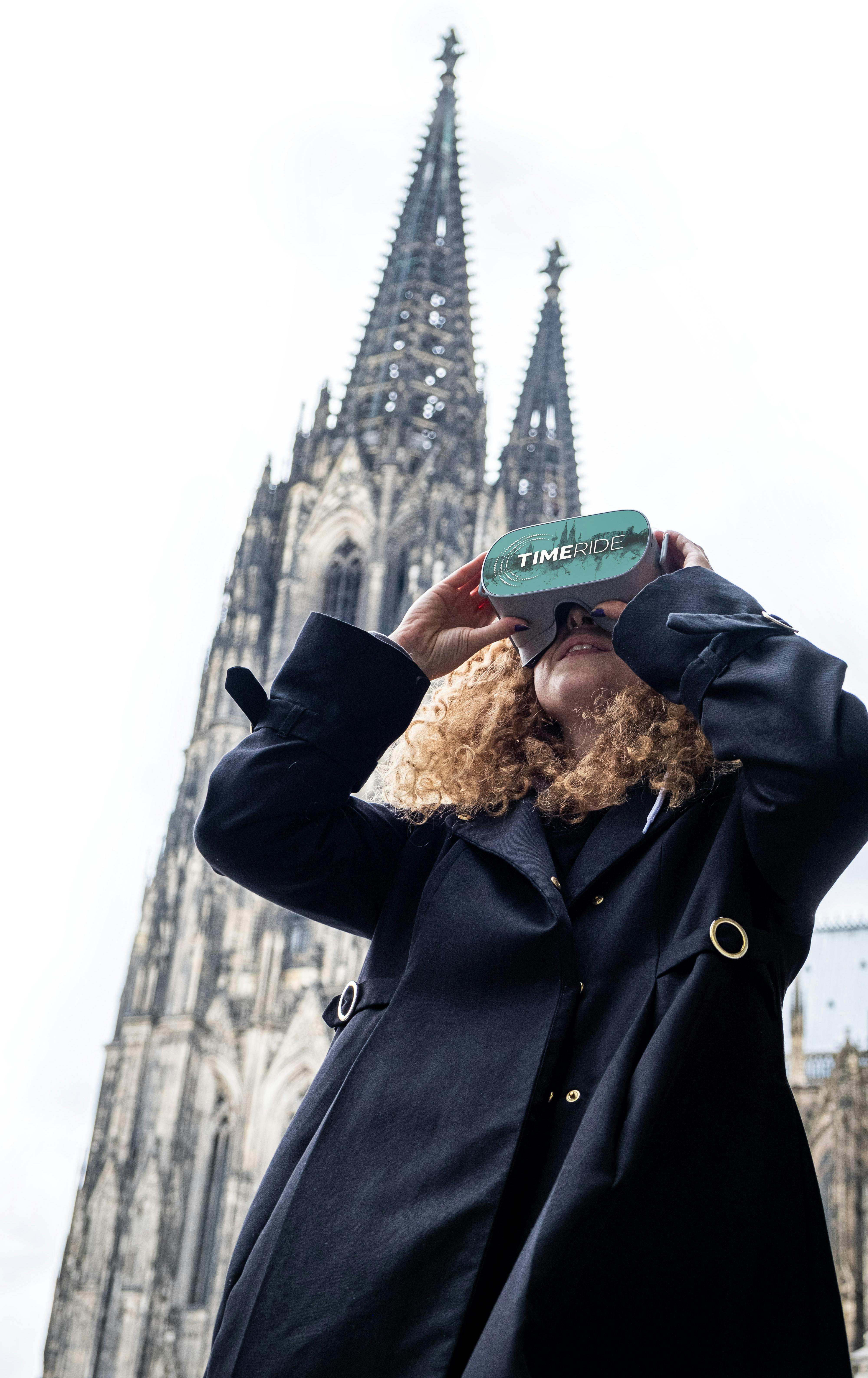 Timerideケルン バーチャルリアリティウォーキングツアー Tiqets