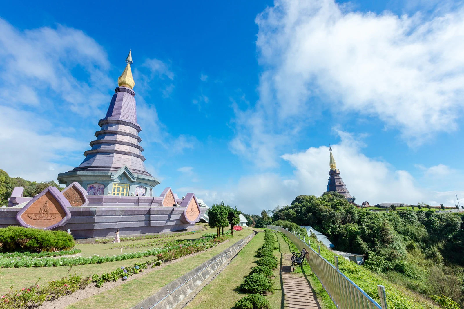 Doi Inthanon National Park: Guided Day Tour from Chiang Mai + Lunch + Transfers