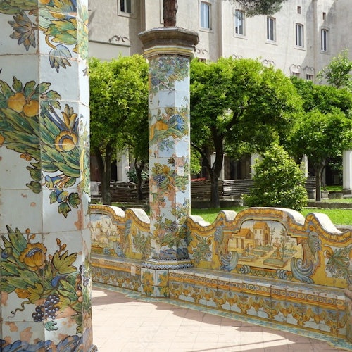 Chiostro di Santa Chiara