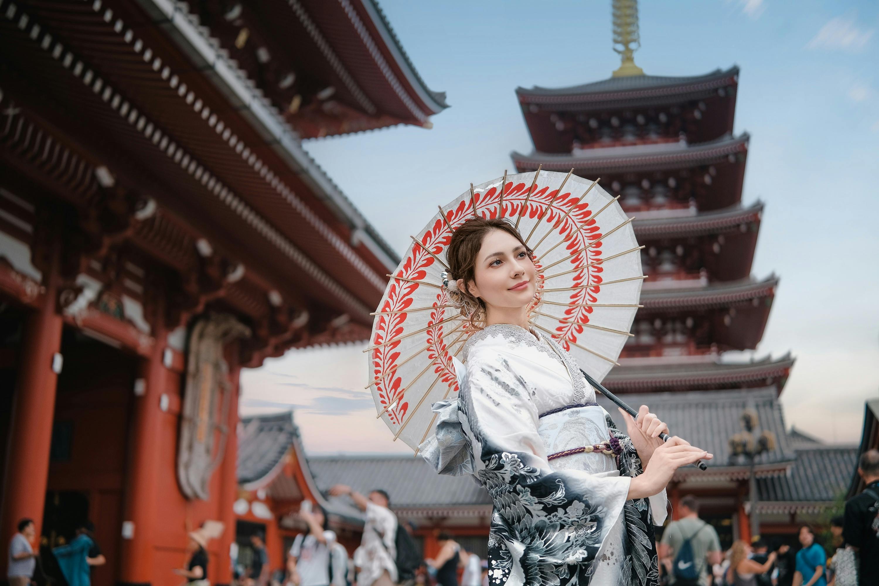 Asakusa: Kimono & Furisode Rental Experience for Men by Wasou Komachi Kanon
